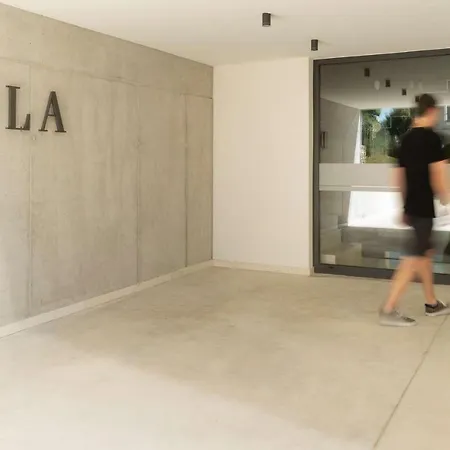 Dila 자다르